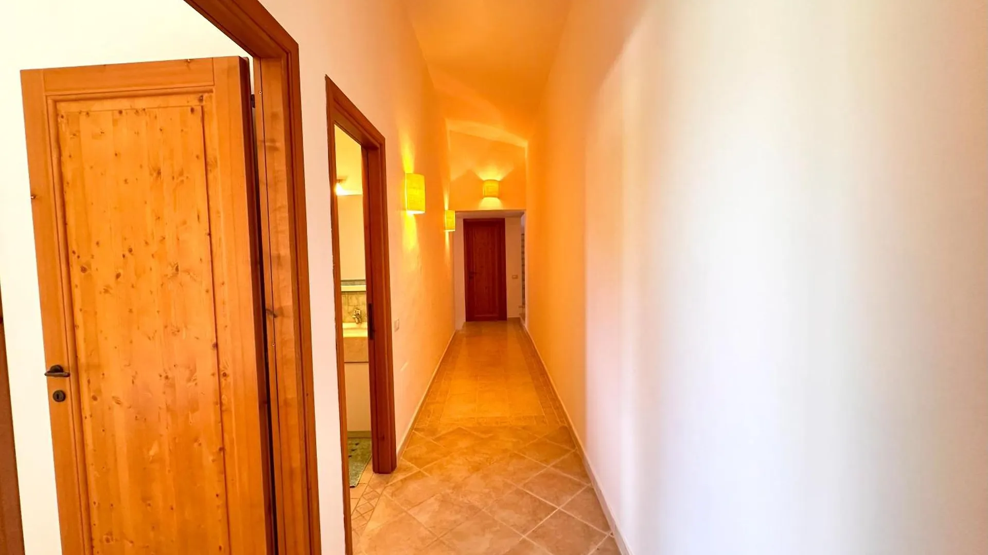 Villa Nais - Premium Villa Chia İtalya